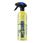 Liquid Rebel Matt Cleaner in actie: herstelt de matte afwerking van leren interieurs zoals stuurwielen, zetels en deurpanelen. Met een unieke formule die vuil, vet en nicotineaanslag verwijdert zonder resten achter te laten. Zorgt voor een frisse geur en is 95% biologisch afbreekbaar.