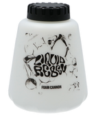 De Liquid Rebel reservebeker in actie – stevig en stabiel, perfect voor het wisselen tussen verschillende snowfoams zonder verspilling .
